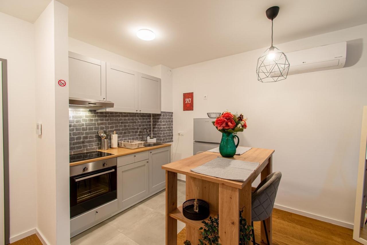 Flexible Selfcheckins 39 - Zagreb - Parking - New Apartment Exterior foto
